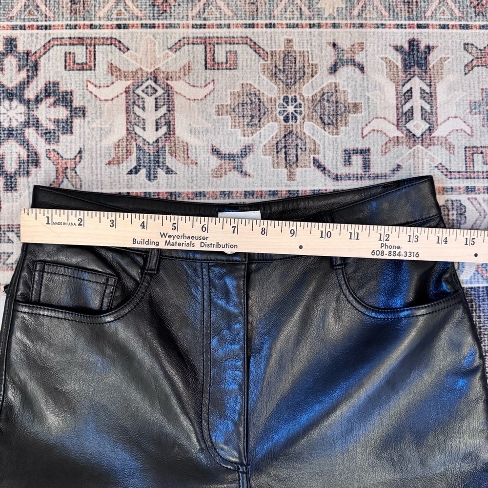 Aritzia Wilfred Melina High Rise Pant Black Leather-like Women’s Size 8 - Picture 14 of 16